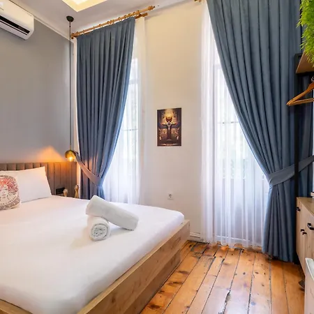 Medusa Historic Luxury Galata