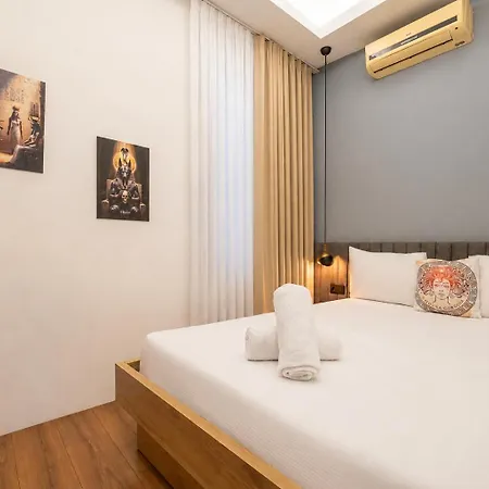 Medusa Historic Luxury Galata 3*